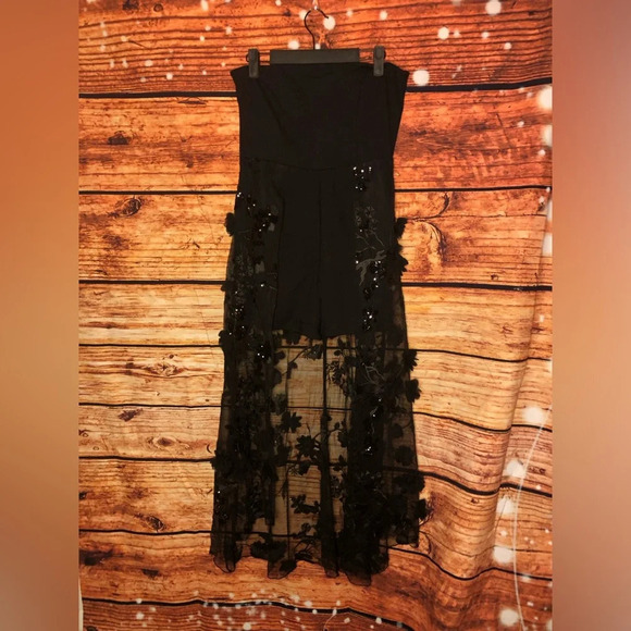 Sequin Applique Overlay Romper - Picture 4 of 16